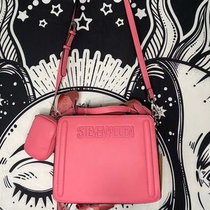 V Steve Madden Bag